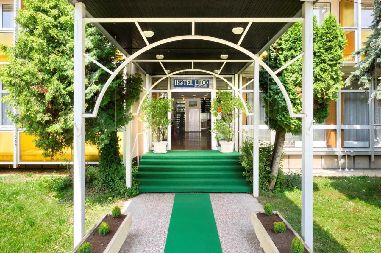 Hotel Retro Lido - Vonyarcvashegy Exteriér fotografie